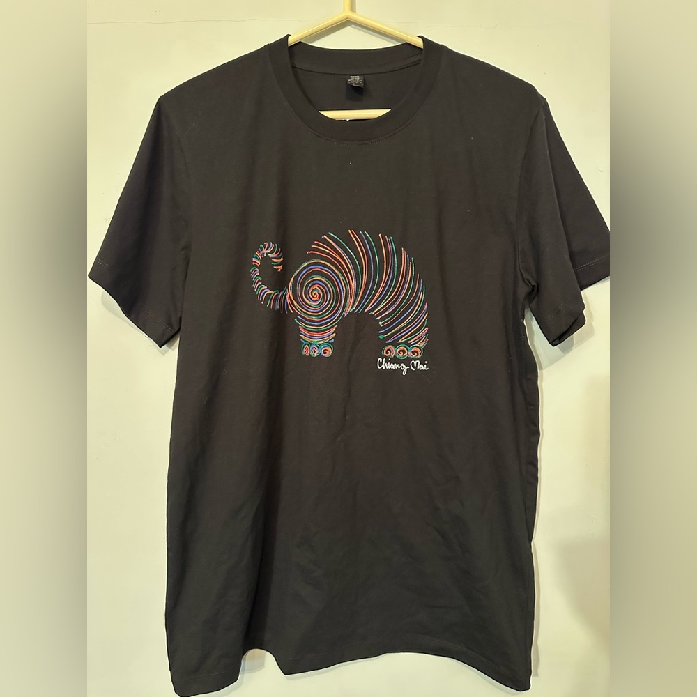 Chiang Mai Spiral Elephant Black Graphic Tee L